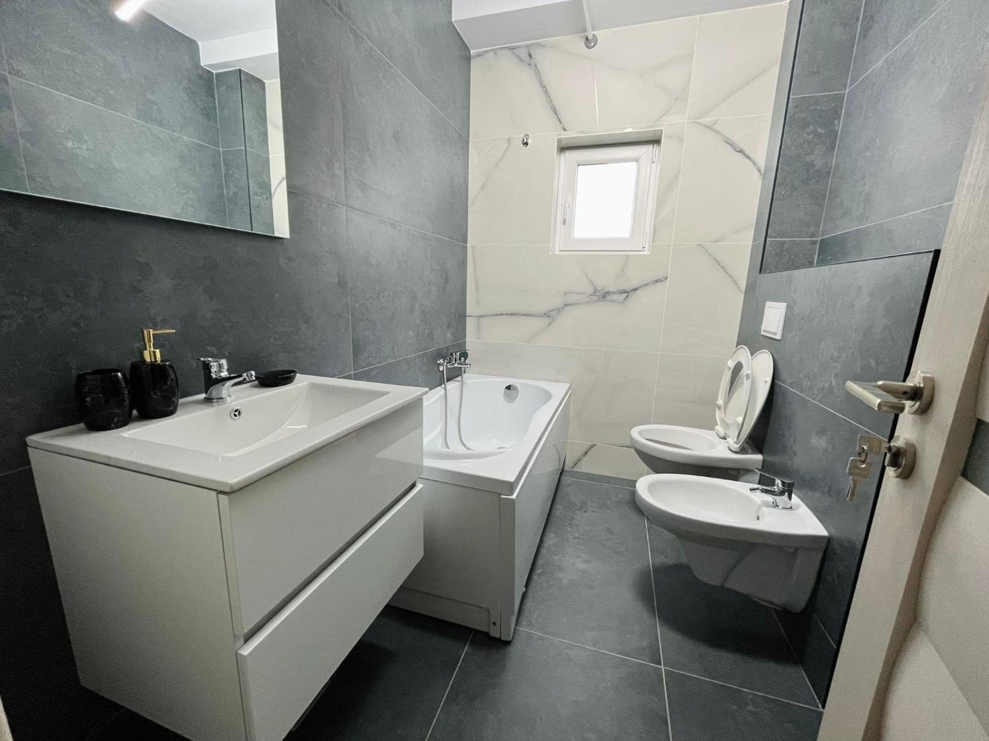 Superb Apartment 35 Voucere Vacanta Zero74Unu236Optsute 雅西 外观 照片